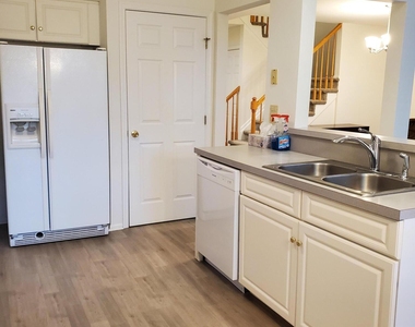 3404 Equestrian Way - Photo Thumbnail 3