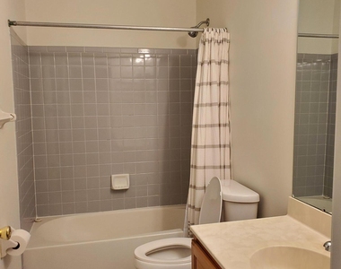 3404 Equestrian Way - Photo Thumbnail 7