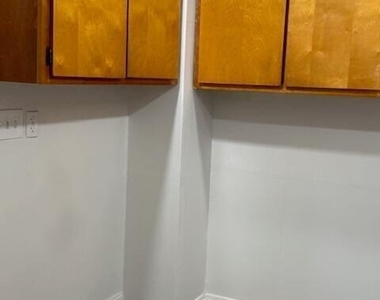 16 Ivy Court - Photo Thumbnail 14