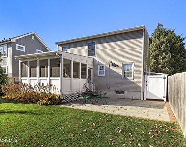 345 Macarthur Avenue - Photo Thumbnail 21