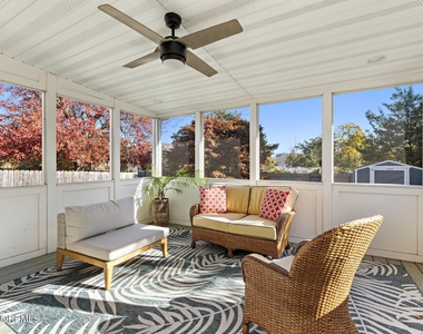 345 Macarthur Avenue - Photo Thumbnail 19