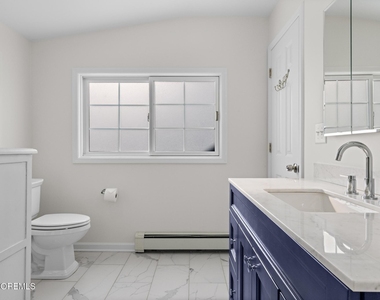 345 Macarthur Avenue - Photo Thumbnail 15