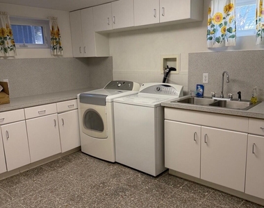 320 Boulevard - Photo Thumbnail 11