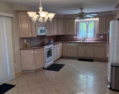 320 Boulevard - Photo Thumbnail 1