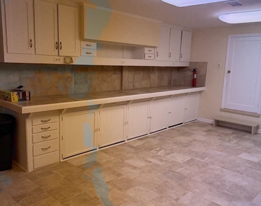320 Boulevard - Photo Thumbnail 4