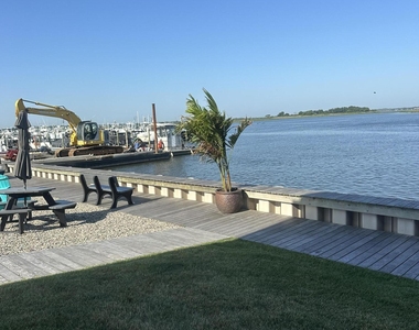 1382 Ocean Avenue - Photo Thumbnail 12