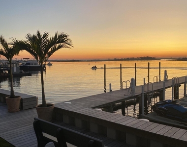 1382 Ocean Avenue - Photo Thumbnail 11