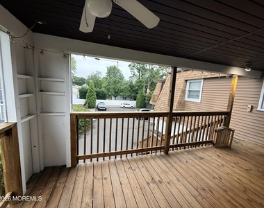 1011 Arnold Avenue - Photo Thumbnail 11