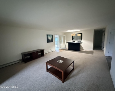 1011 Arnold Avenue - Photo Thumbnail 2