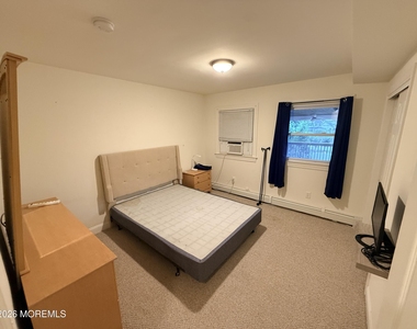 1011 Arnold Avenue - Photo Thumbnail 8