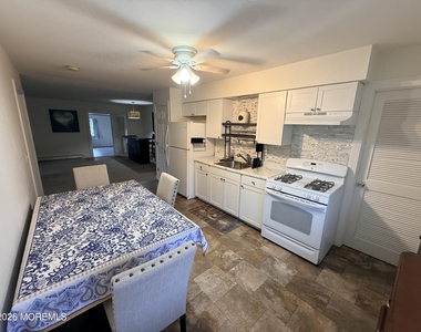 1011 Arnold Avenue - Photo Thumbnail 5