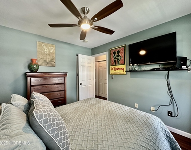 307 4th Avenue - Photo Thumbnail 9