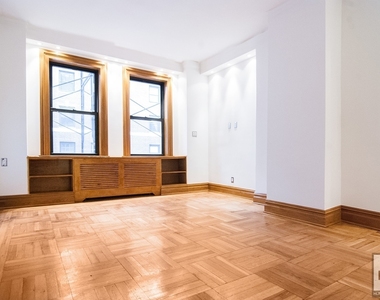 West 58th Street - Photo Thumbnail 3