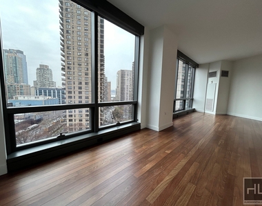 West 67th Street - Photo Thumbnail 1