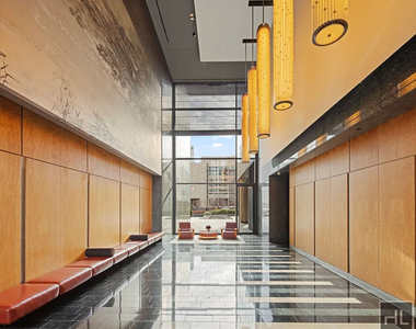 West 67th Street - Photo Thumbnail 8