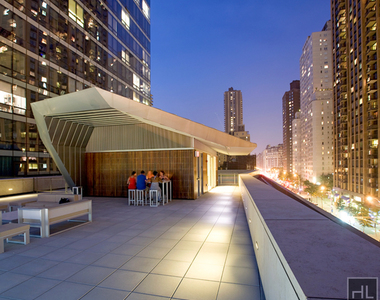 West 67th Street - Photo Thumbnail 5