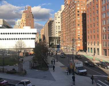 West 11 Street - Photo Thumbnail 2
