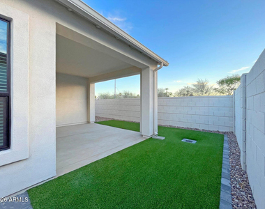 17626 N 48th Place - Photo Thumbnail 30