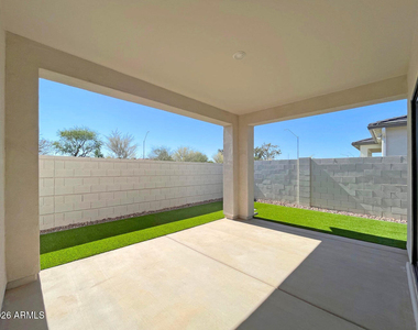 17626 N 48th Place - Photo Thumbnail 28