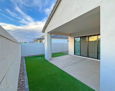 17626 N 48th Place - Photo Thumbnail 29