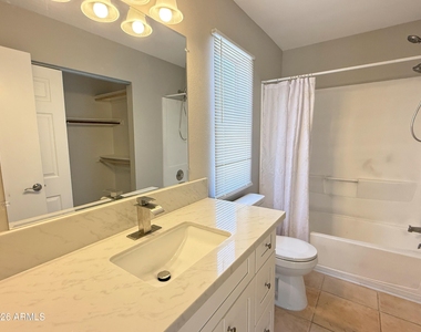 490 E Bart Drive - Photo Thumbnail 13