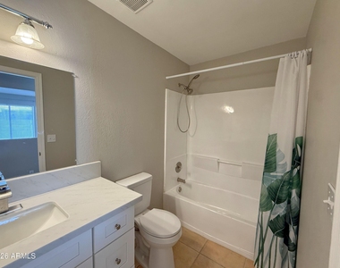 490 E Bart Drive - Photo Thumbnail 20