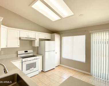 490 E Bart Drive - Photo Thumbnail 8