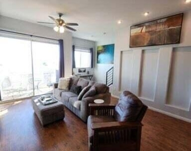 6605 N 93rd Avenue - Photo Thumbnail 6