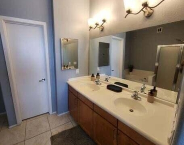 6605 N 93rd Avenue - Photo Thumbnail 16