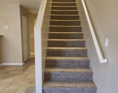 21655 N 36th Avenue - Photo Thumbnail 6