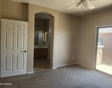 21655 N 36th Avenue - Photo Thumbnail 10