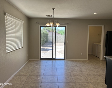 1102 E Dust Devil Drive - Photo Thumbnail 2