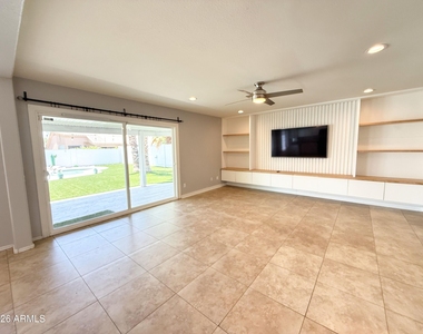 4431 E Badger Way - Photo Thumbnail 5