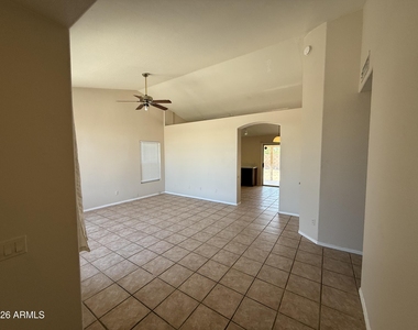 1413 W Orchid Lane - Photo Thumbnail 2