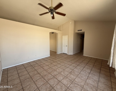 1413 W Orchid Lane - Photo Thumbnail 3