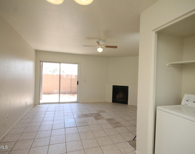10815 N 15th Lane - Photo Thumbnail 9