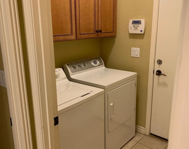 6415 S 49th Glen - Photo Thumbnail 10