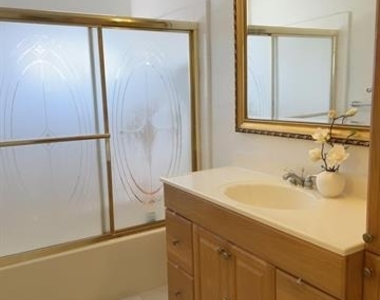 6005 Ivy Glen Drive - Photo Thumbnail 12