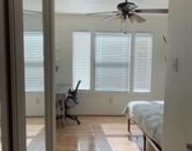 6005 Ivy Glen Drive - Photo Thumbnail 8