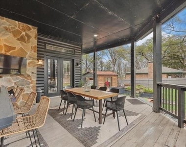 223 Oklahoma Avenue - Photo Thumbnail 3