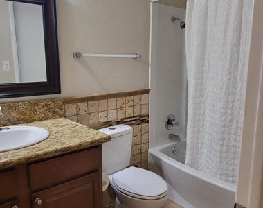 20420 N 6th Drive - Photo Thumbnail 19