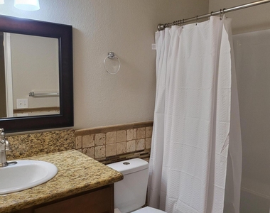 20420 N 6th Drive - Photo Thumbnail 25