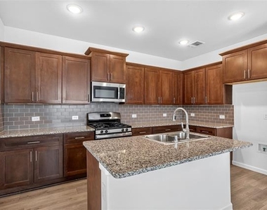 404 Vawter Drive - Photo Thumbnail 19