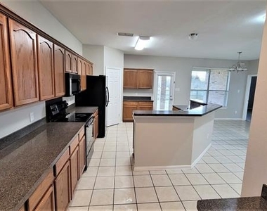 3408 Columbus Street - Photo Thumbnail 11