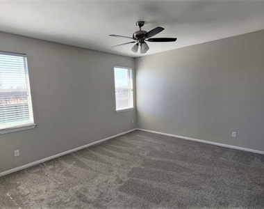 3408 Columbus Street - Photo Thumbnail 13