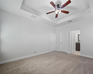2911 Marshall Street - Photo Thumbnail 12
