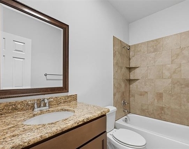 2911 Marshall Street - Photo Thumbnail 15
