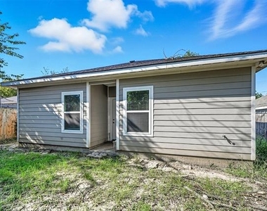 2911 Marshall Street - Photo Thumbnail 18