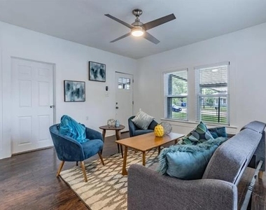 2329 Connor Avenue - Photo Thumbnail 21