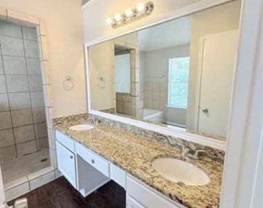 4910 Kelso Lane - Photo Thumbnail 23